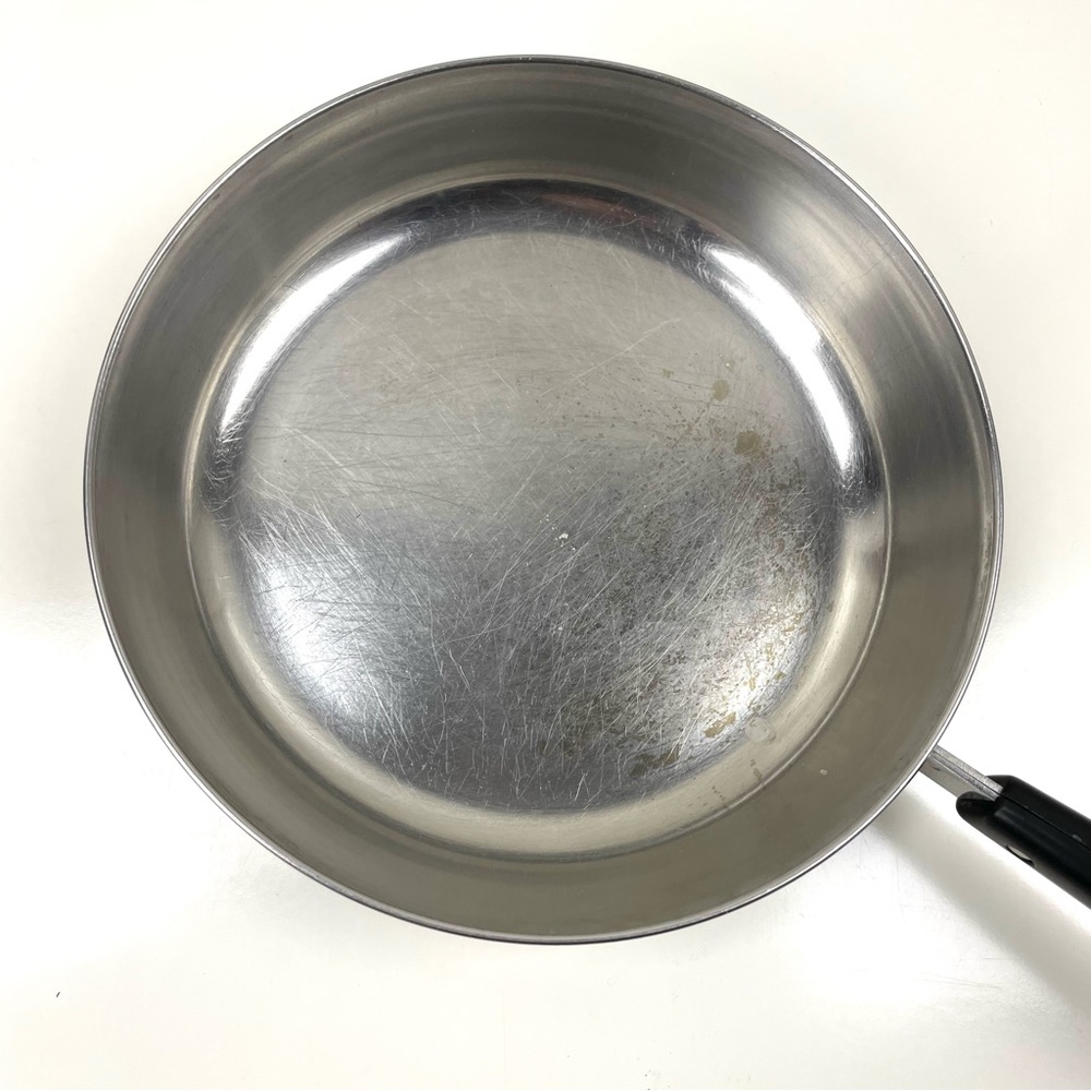 Revere Ware 10" Copper Clad Frying Pan - Picture 4 of 4